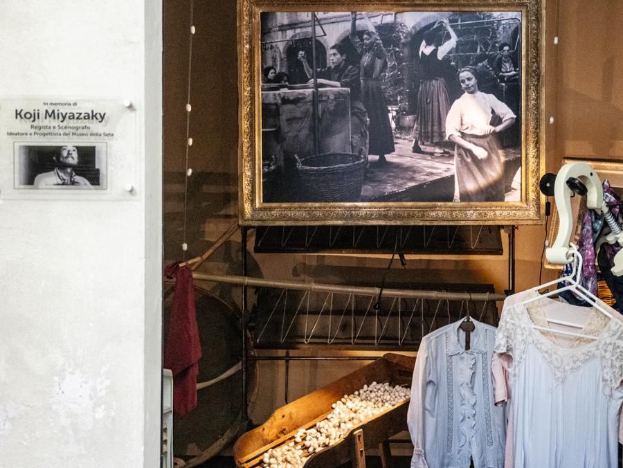 ROYAL COMMUNITY TOUR